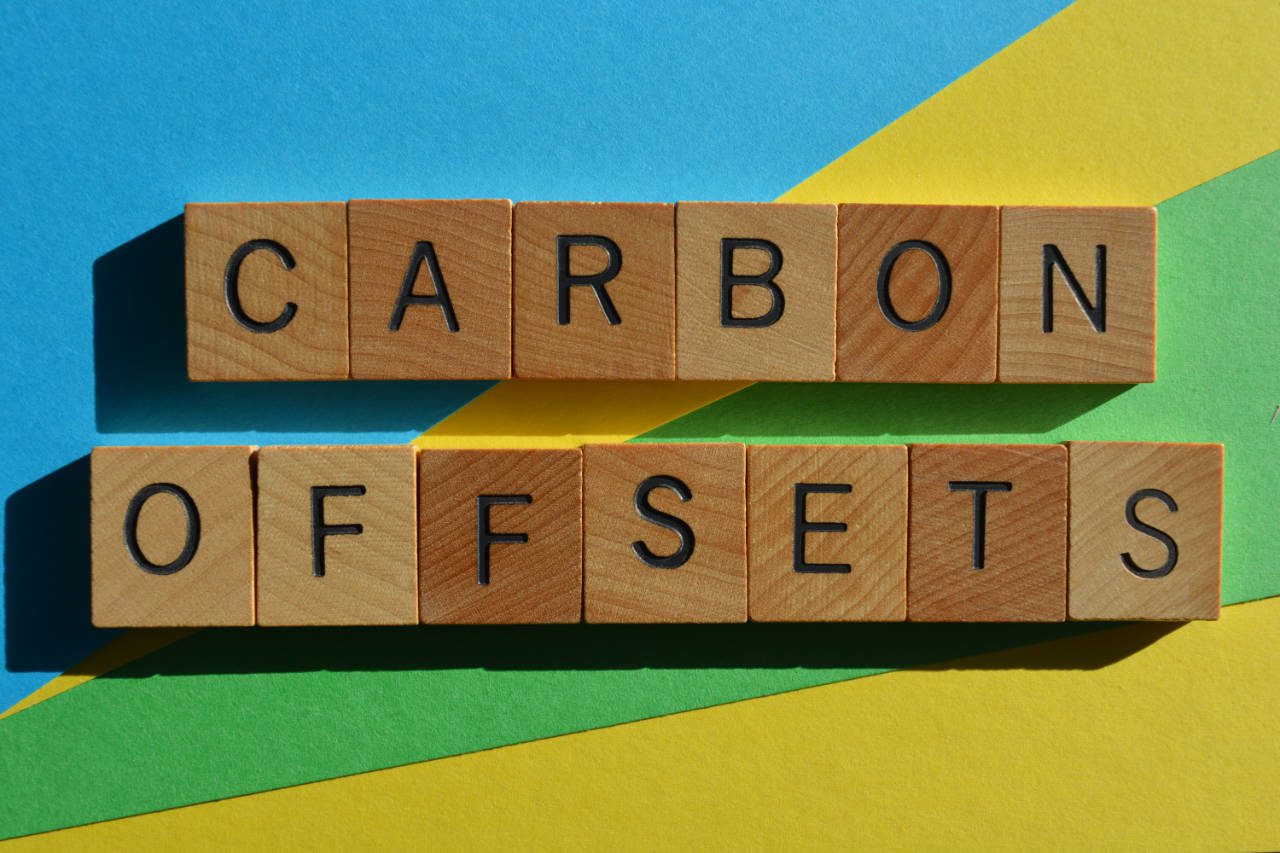 carbon offsetting pros and cons - tips and advice
